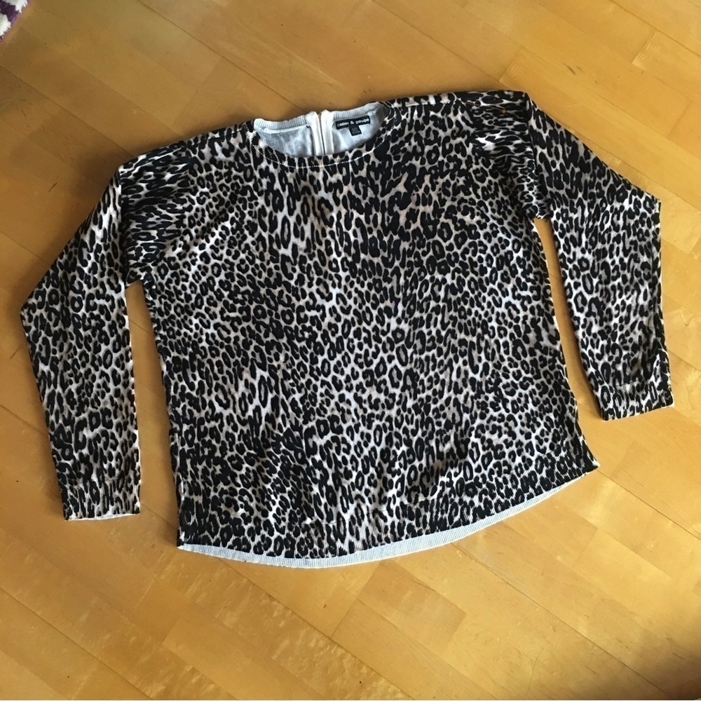 Cable & Gauge Leopard Print Lightweight Sweater, Size L